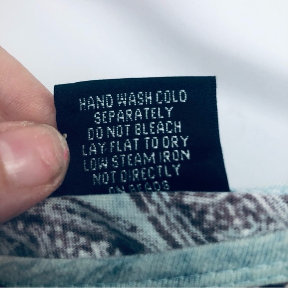 Take two women’s 3/4 inch sleeve‎ blue top graphic, cowboy size large - Picture 4 of 6